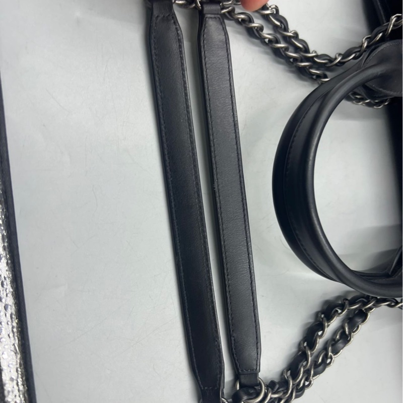 【一次擁有兩顆包❗️多功能用途✨ CP值極高😍】Chanel黑銀荔枝皮Tote 毛呢編織二合一-19