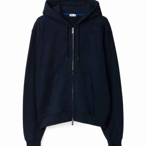 Burberry 男士 連帽拉鍊衛衣XS S M L XL XXL碼模特身高 189 CM，穿著 UK M 碼