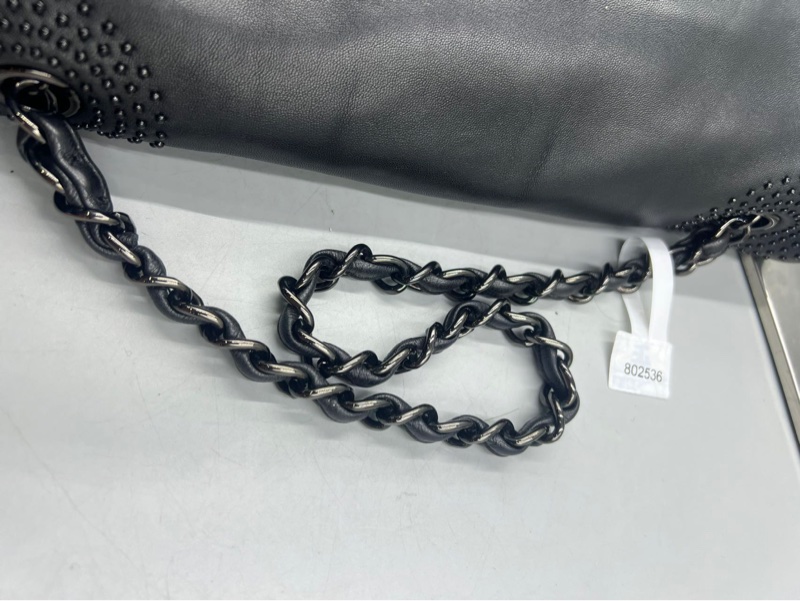 【甜酷女孩🖤🤍罕見有個性✨全網最低價】黑色小羊皮碎鑽翻蓋包-15