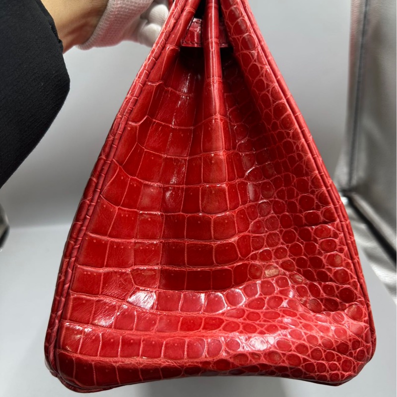 【貴氣逼人❤️適合高品味人士】Hermes Birkin 35 天葵紅 倒V亮面鰐魚皮 銀扣-3