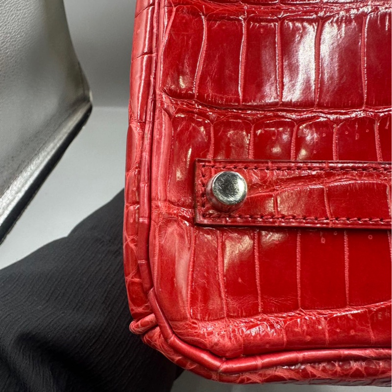 【貴氣逼人❤️適合高品味人士】Hermes Birkin 35 天葵紅 倒V亮面鰐魚皮 銀扣-9