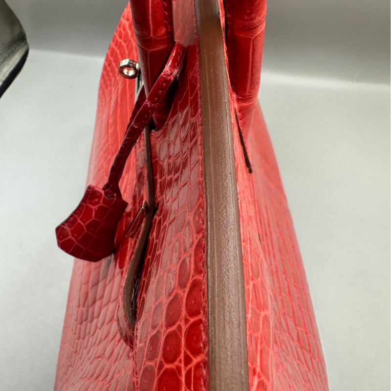 【貴氣逼人❤️適合高品味人士】Hermes Birkin 35 天葵紅 倒V亮面鰐魚皮 銀扣-14