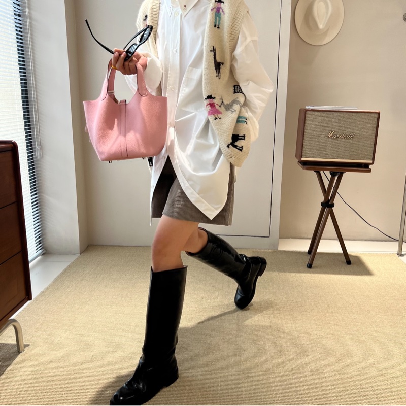 【溫柔粉嫩💖可甜可酷😎價錢優惠👍🏻】HERMES/愛馬仕 18 菜籃子櫻花粉銀扣 TC皮 -1