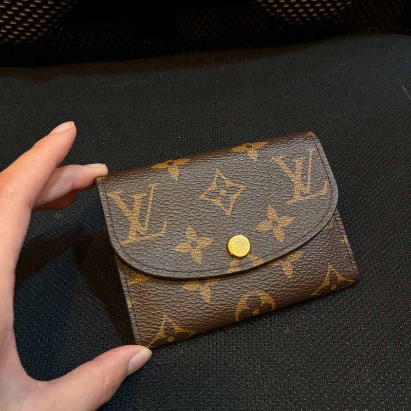 Lv M62361 花紋內粉扣式拉鏈錢包 可議-0