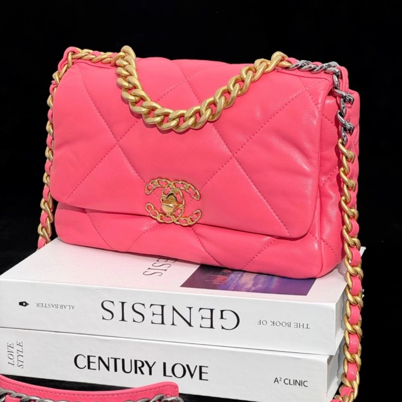 【98新 ✨ 全網最低價！】CHANEL 香奈兒 蜜桃粉紅色 金扣19bag小號 單肩斜挎包 （下單前先詢問庫存❗️）-1