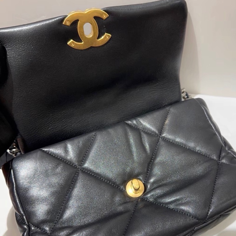 【98新 ✨ 全網最低價!】Chanel香奈兒 19 bag 黑金 小號 晶片新款(下單前先詢問庫存❗️)-9