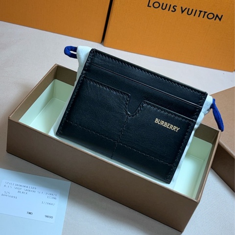 🎁全新盒裝 2025 新款 Burberry 巴寶莉 黑金戰馬皮革5卡名片夾/卡夾