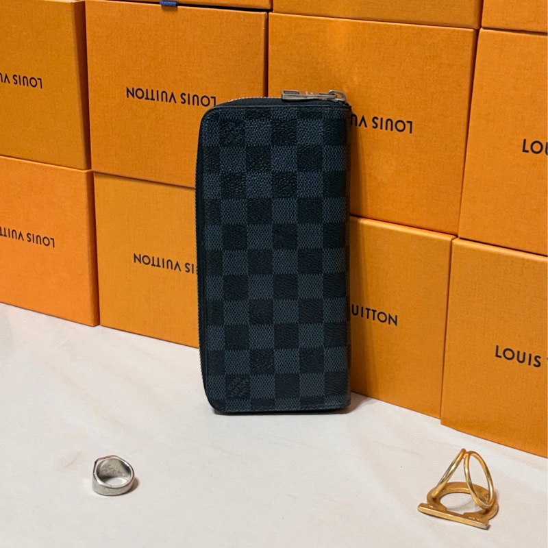 🔥好看實用 LV 路易威登 Louis Vuitton 藍黑棋盤格拉鏈10卡 長夾-1