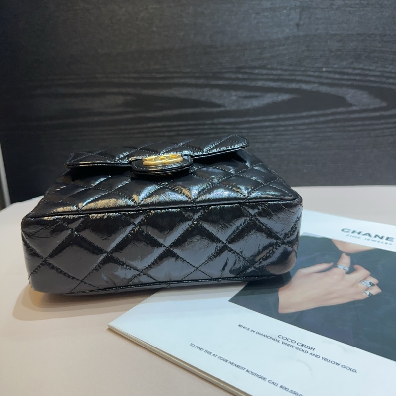 Chanel 黑油蠟皮霧金釦流浪Hobo天貓肩背斜背包-4