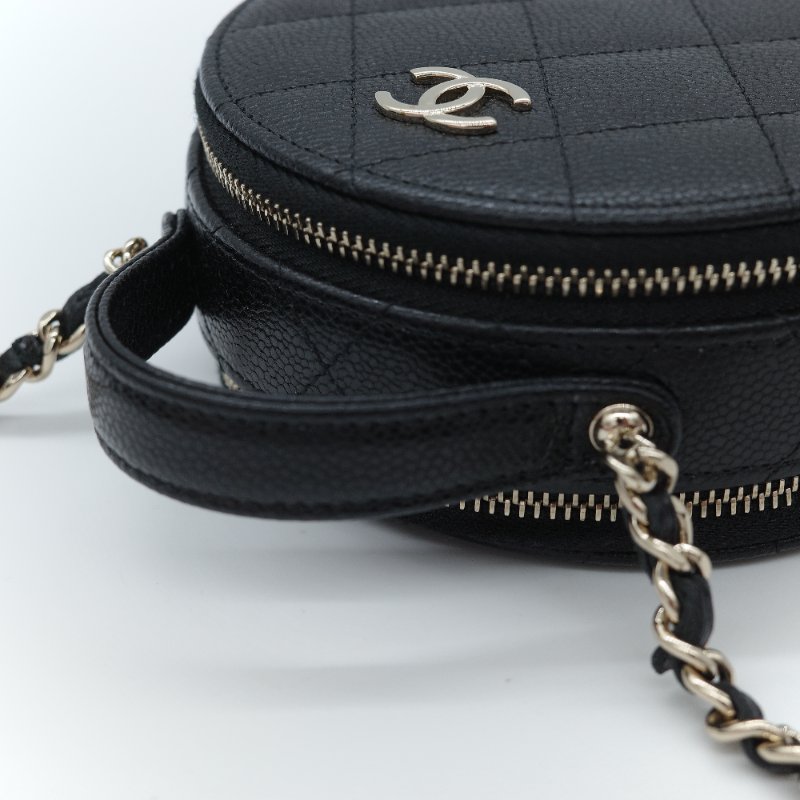 Chanel 香奈兒 經典菱格紋 黑色 荔枝牛皮 迷你圓形化妝包-9