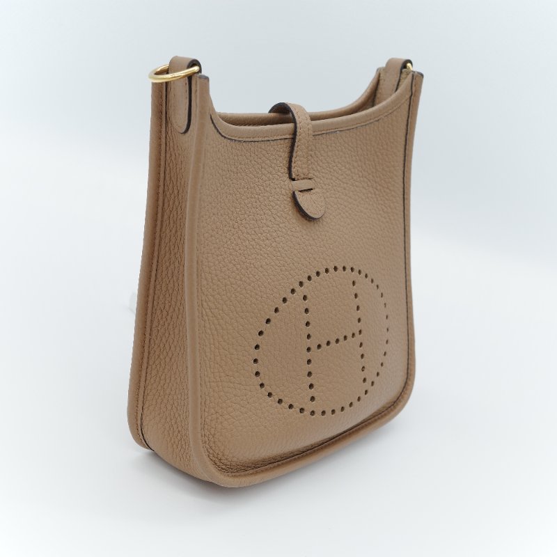 Hermès 愛馬仕 Evelyne 16 TPM 焦糖奶茶色 小牛皮 斜背小包-3