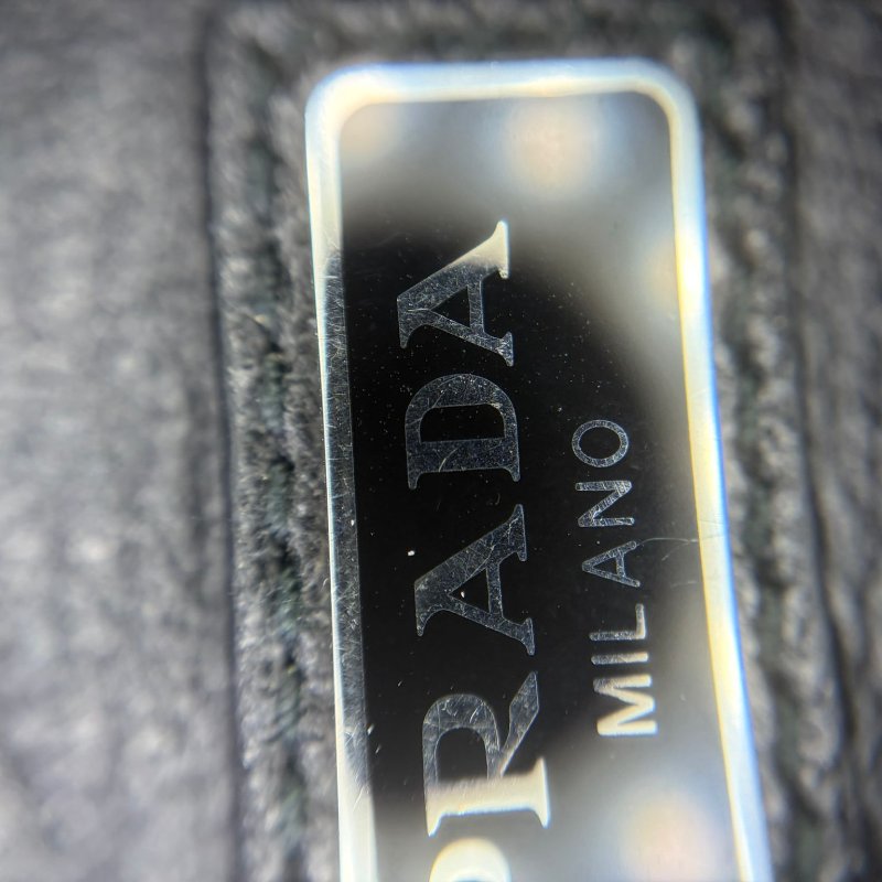 Prada Saffiano 手拿包-5