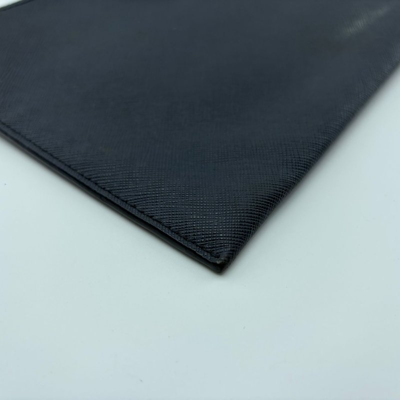 Prada Saffiano 手拿包-10