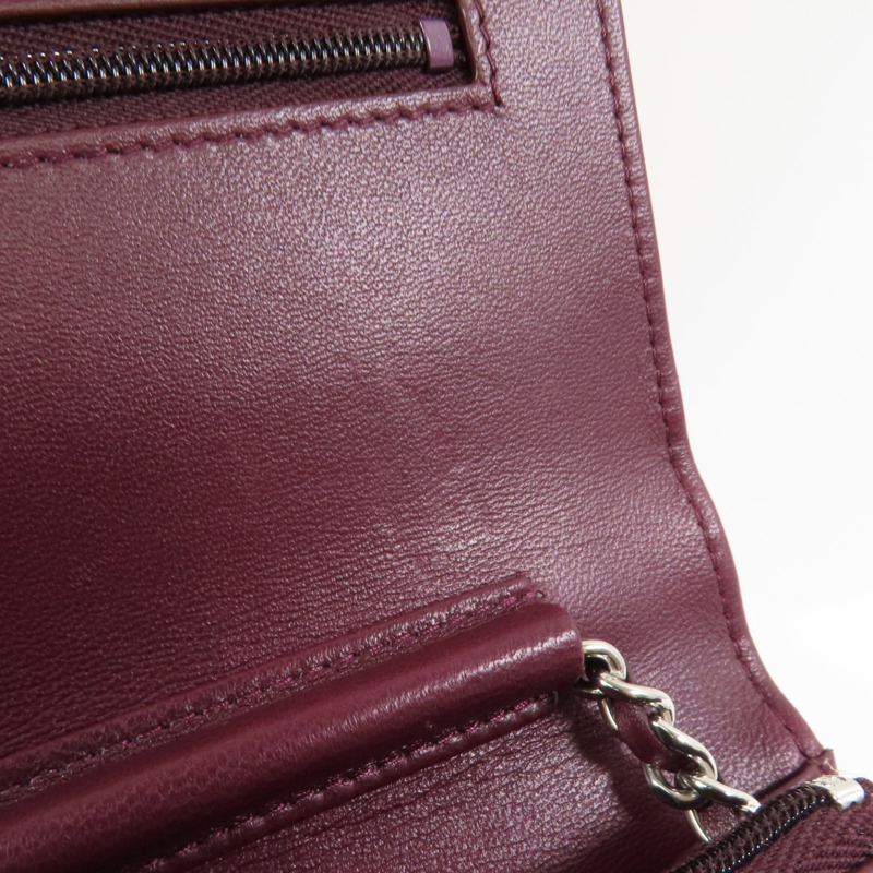 CHANEL 羊皮皮革Wallet On Chain銀扣鏈帶肩背袋-12