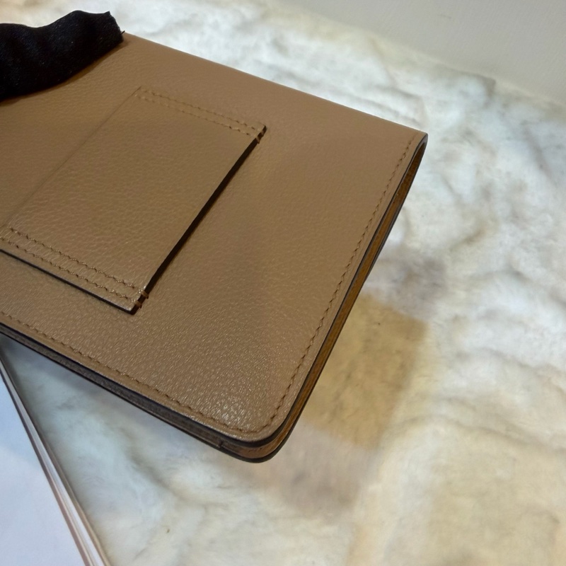 愛馬仕/Hermes U刻 奶茶色 ec皮 豬鼻子 slim 錢包 12cm。-6