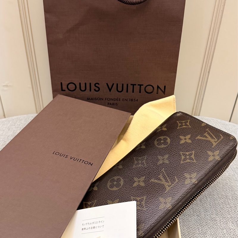 出清特價|真品 Louis Vuitton LV路易威登 Zippy M60017經典原花拉鍊長夾-0