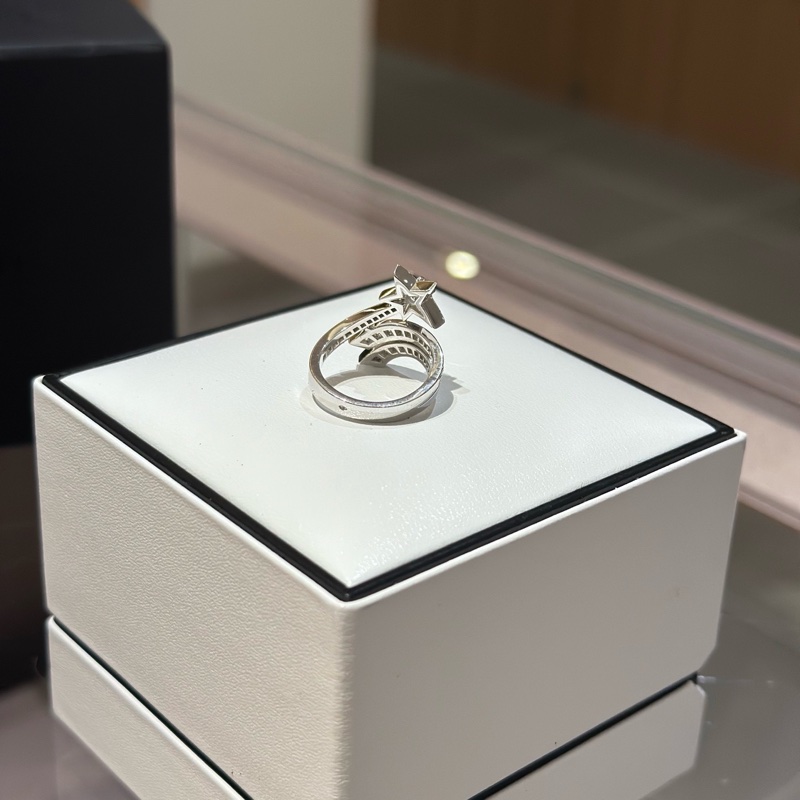 Chanel香奈儿高级珠宝彗星满钻戒指-5