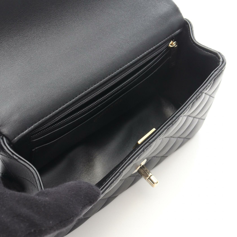 香奈兒迷你經典款單肩背包,羊皮材質,黑色,二手,金色五金,CC標誌-2