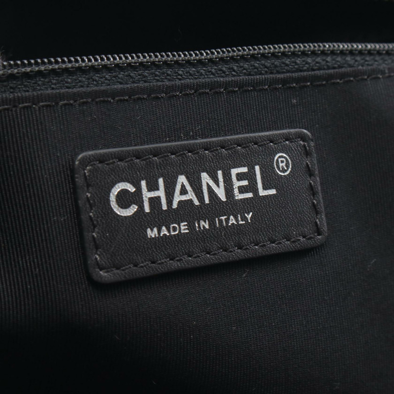 香奈兒 (CHANEL) Matelasse 雙色鏈條肩背包,黑色/米色皮革,二手女士款,帶五金配件-3