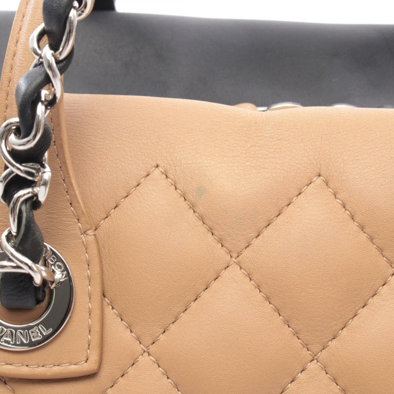 香奈兒 (CHANEL) Matelasse 雙色鏈條肩背包,黑色/米色皮革,二手女士款,帶五金配件-5