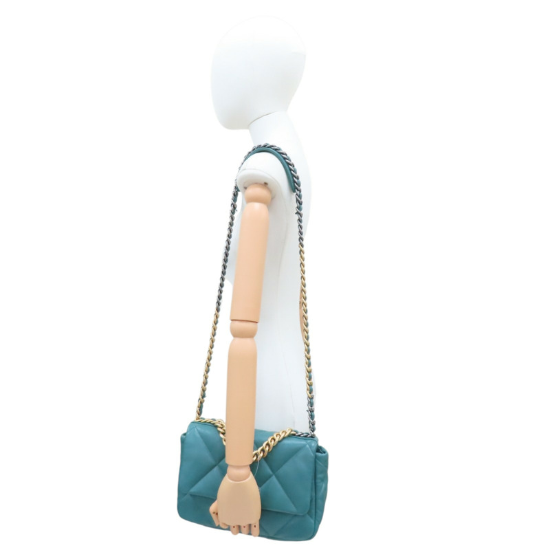 綠色 菱格紋 羊皮 Chanel 19 肩背包 金釦【CHANEL 香奈兒】 AS1160-7