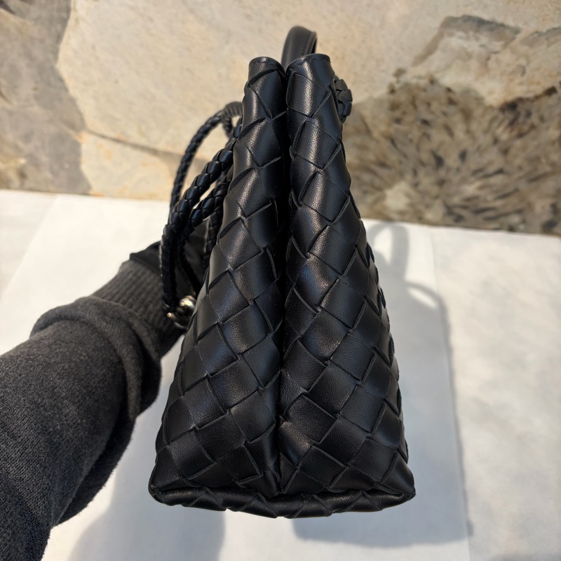 Bottega Veneta 黑銀羊皮 Andiamo 小號-4