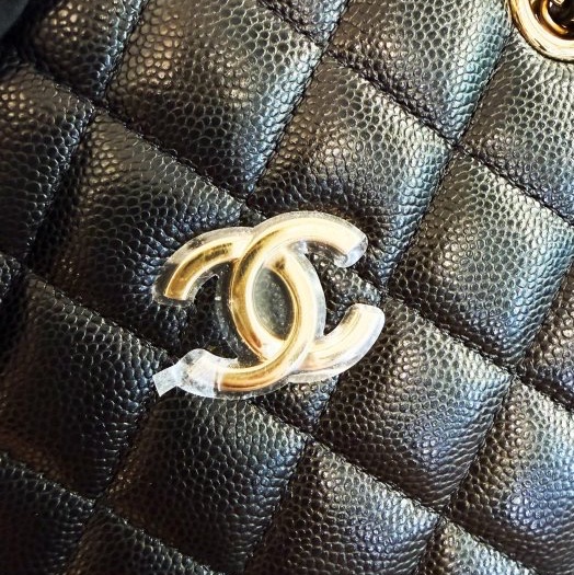 全新CHANEL 25C黑色荔枝金皮穿鏈豆腐包mini tote桶包AS3176-5