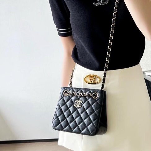 全新CHANEL 25C黑色荔枝金皮穿鏈豆腐包mini tote桶包AS3176-10