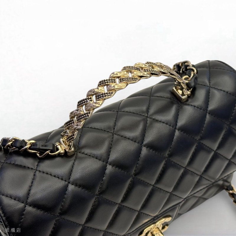 S5309-CHANEL 黑羊皮金釦水鑽手把口蓋包AS4925-7