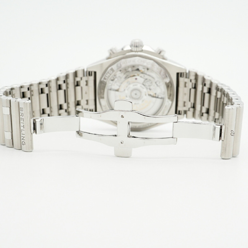 百年靈 Chronomat AB0134 白色錶盤男錶-3