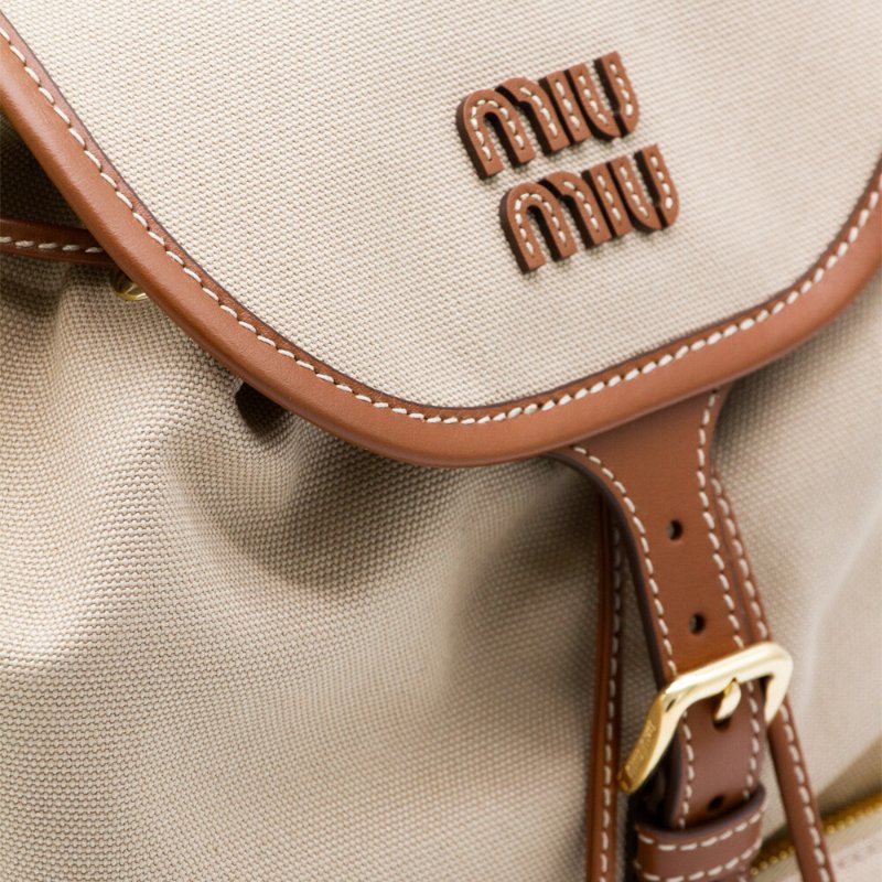 【MIU MIU】Backpack 大號 帆布 皮革 肩背包 後背包 帆船繩米色 白蘭地色 5BZ042-2
