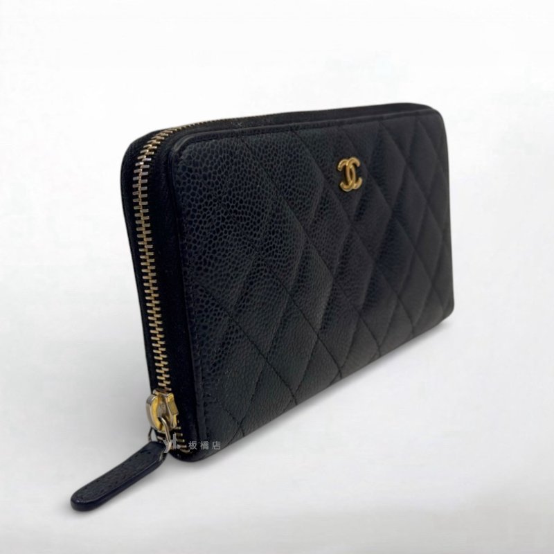 S5334-CHANEL 黑荔枝皮金釦ㄇ拉長夾 A50097-1