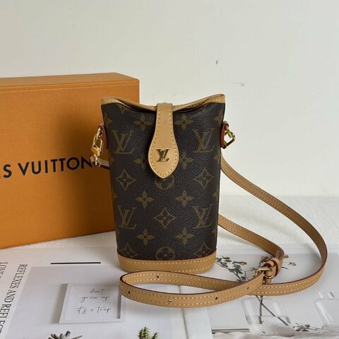 LOUIS VUITTON Fold me薯條包