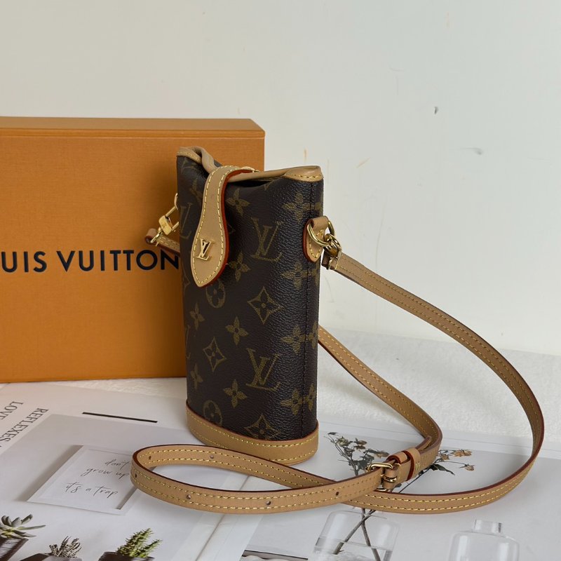 LOUIS VUITTON Fold me薯條包-11