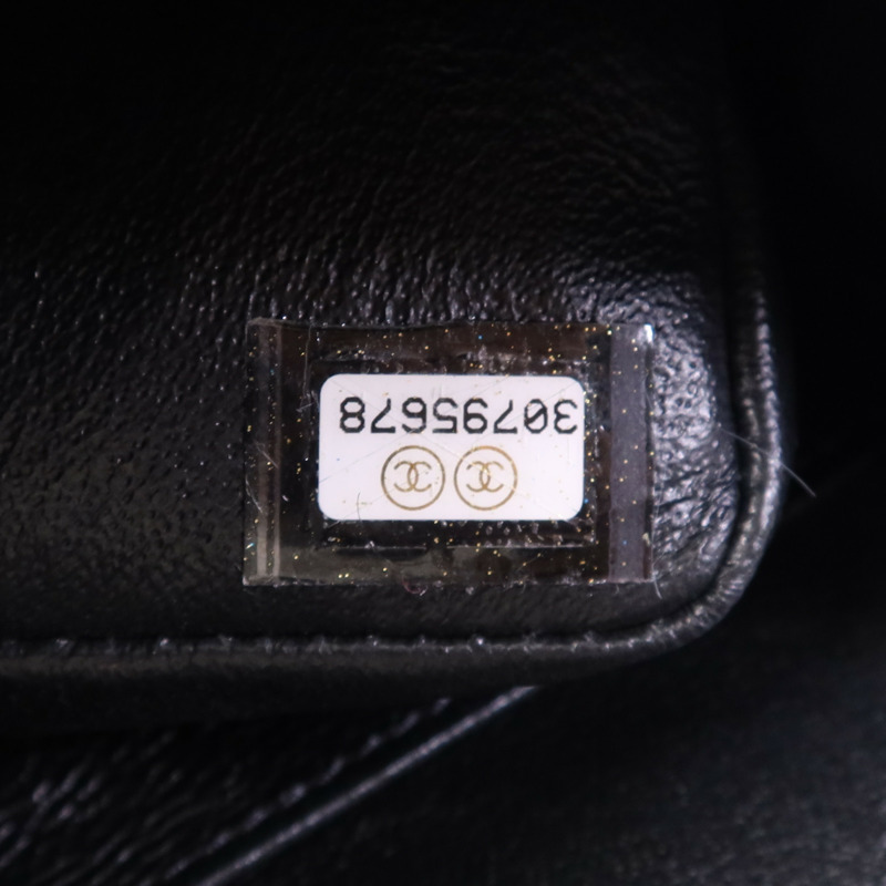 CHANEL 羊皮皮革Classic Flap銀扣鏈帶肩背袋-14