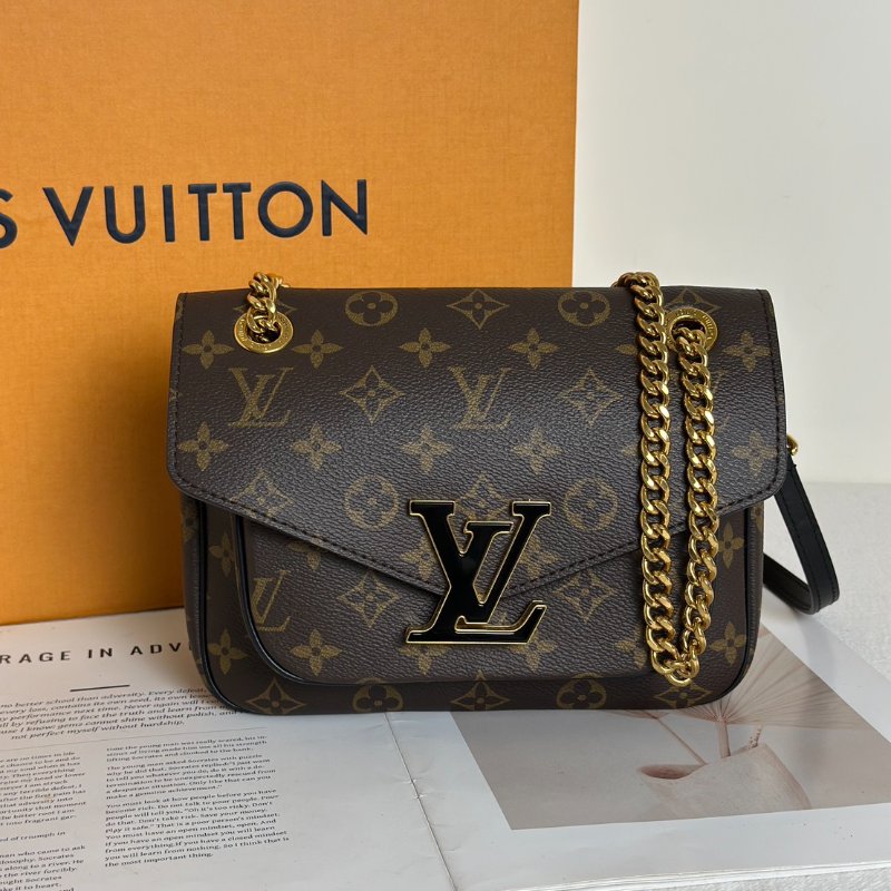 LOUIS VUITTON Passy郵差包-0