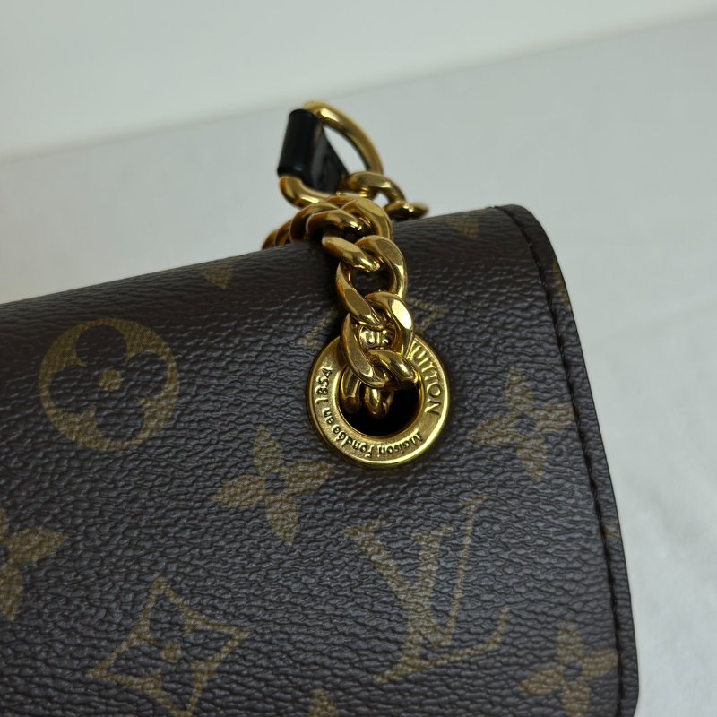 LOUIS VUITTON Passy郵差包-8