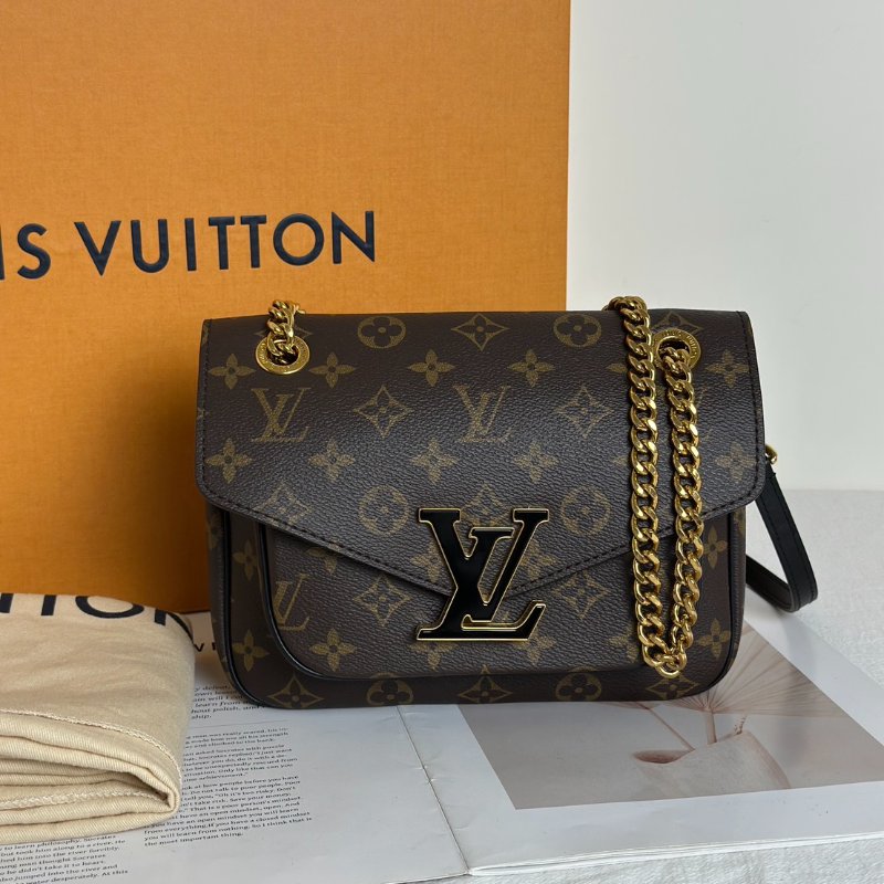 LOUIS VUITTON Passy郵差包-12