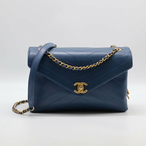 CHANEL 復古V紋信封郵差包 - 藍金25開