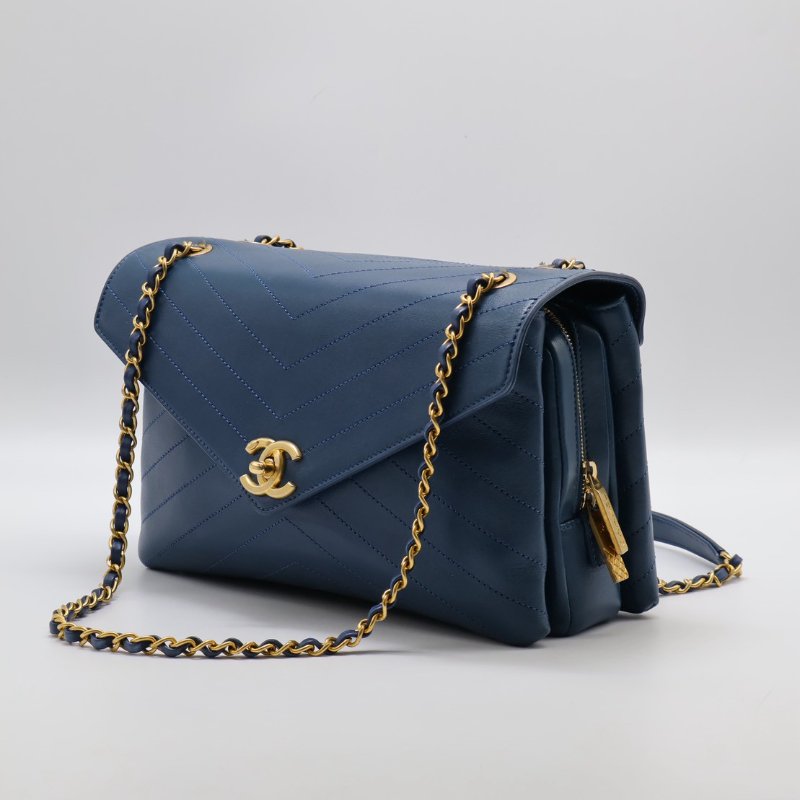 CHANEL 復古V紋信封郵差包 - 藍金25開-3