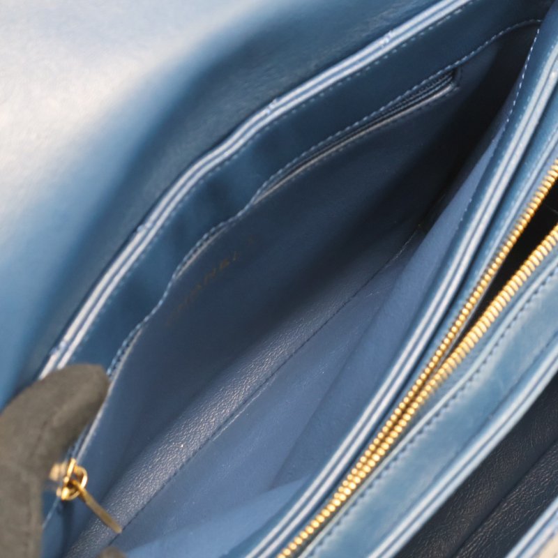 CHANEL 復古V紋信封郵差包 - 藍金25開-10