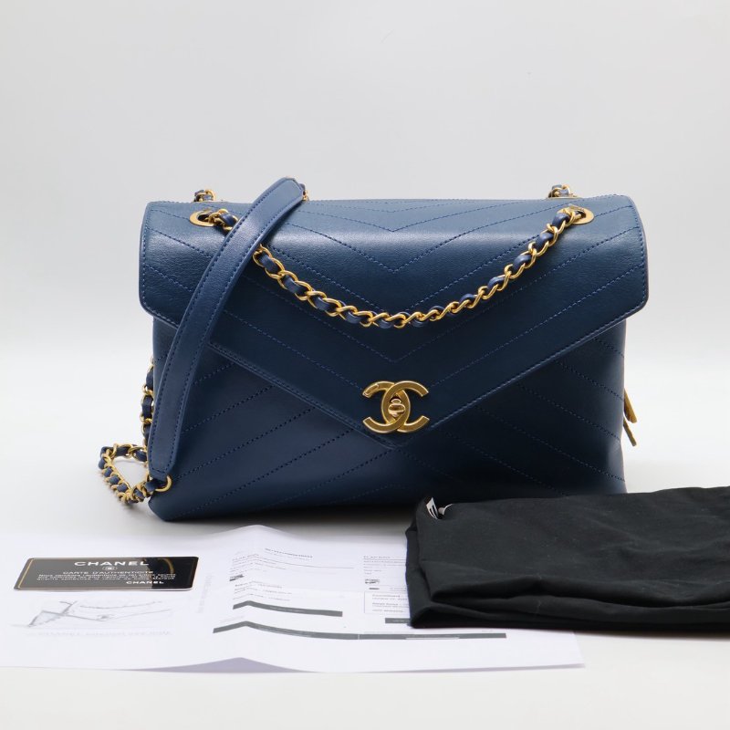 CHANEL 復古V紋信封郵差包 - 藍金25開-22