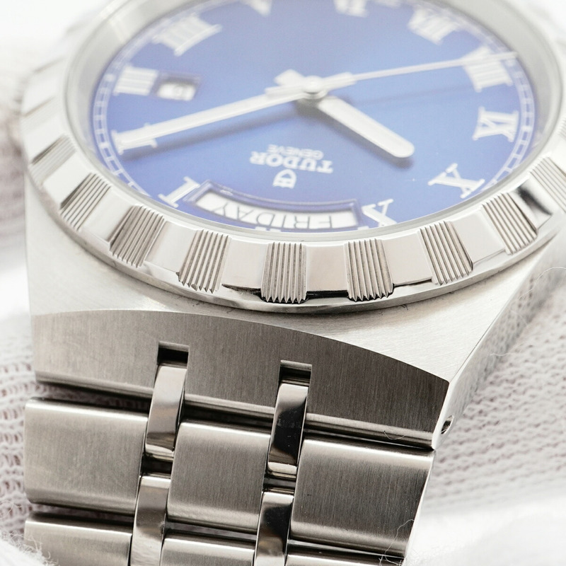 帝舵皇家28600海軍藍錶盤男士腕錶-6