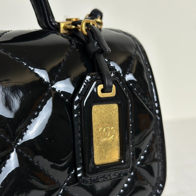 CHANEL 22K漆皮豆腐包 - 黑金-5