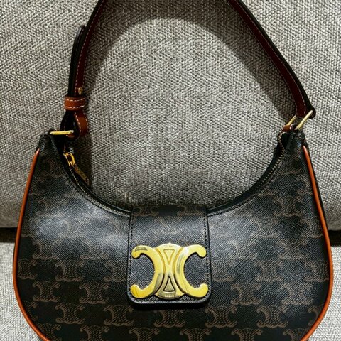 CELINE 腋下包