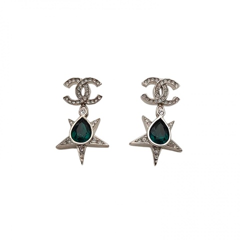 CHANEL 合金23P五角星耳釘