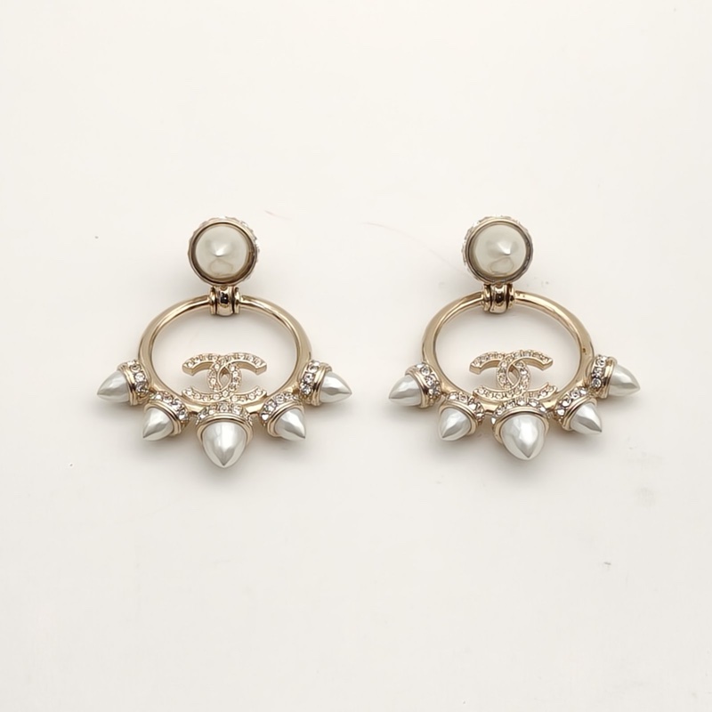 CHANEL 合金22C香奈兒鉚釘珍珠耳釘-1