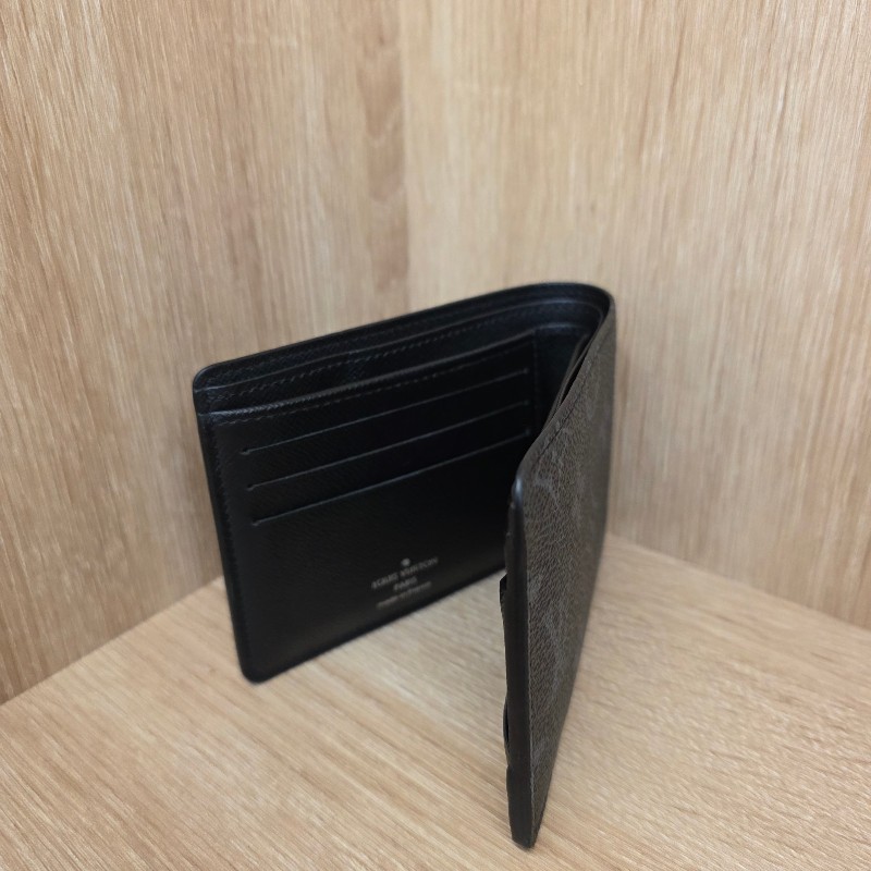 [專櫃銷量排名🥰超甜價出] LV黑灰老花Multiple5卡短夾-1