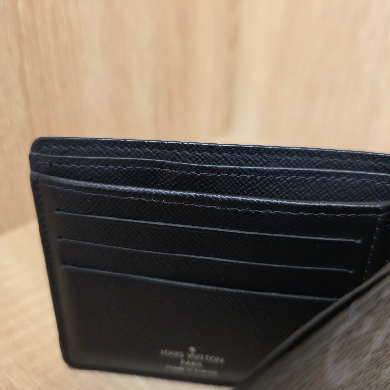 [專櫃銷量排名🥰超甜價出] LV黑灰老花Multiple5卡短夾-4