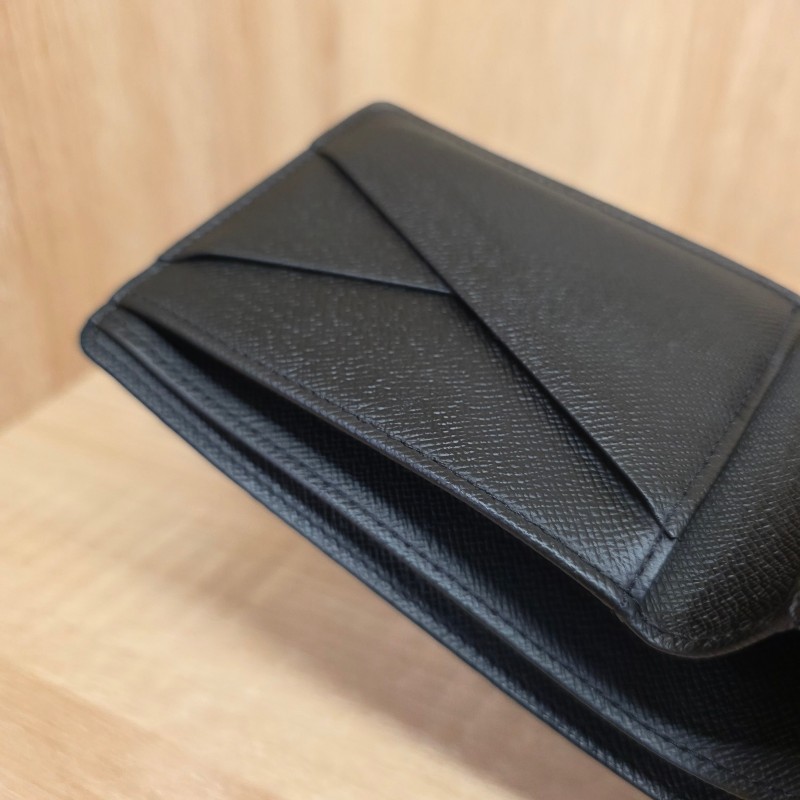 [專櫃銷量排名🥰超甜價出] LV黑灰老花Multiple5卡短夾-5